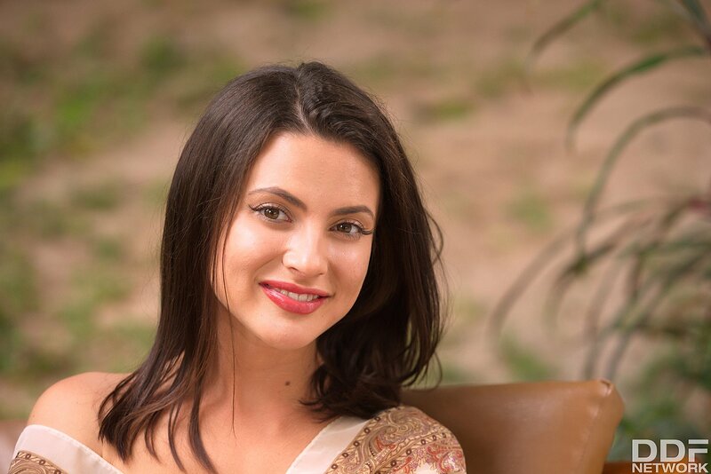 Антонина, 24